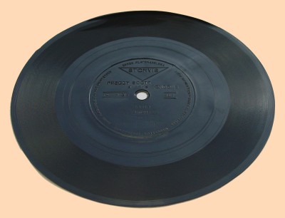 Stokvis Sonopresse Flexi single uit 1965 kant 1
